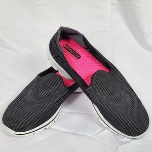 Women's SKECHERS Go walk 3 with Goga Mat Size 10
